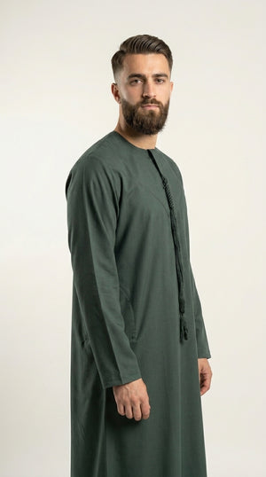 Matte Forest Green Emirati Thobe with Tassel  Emarati